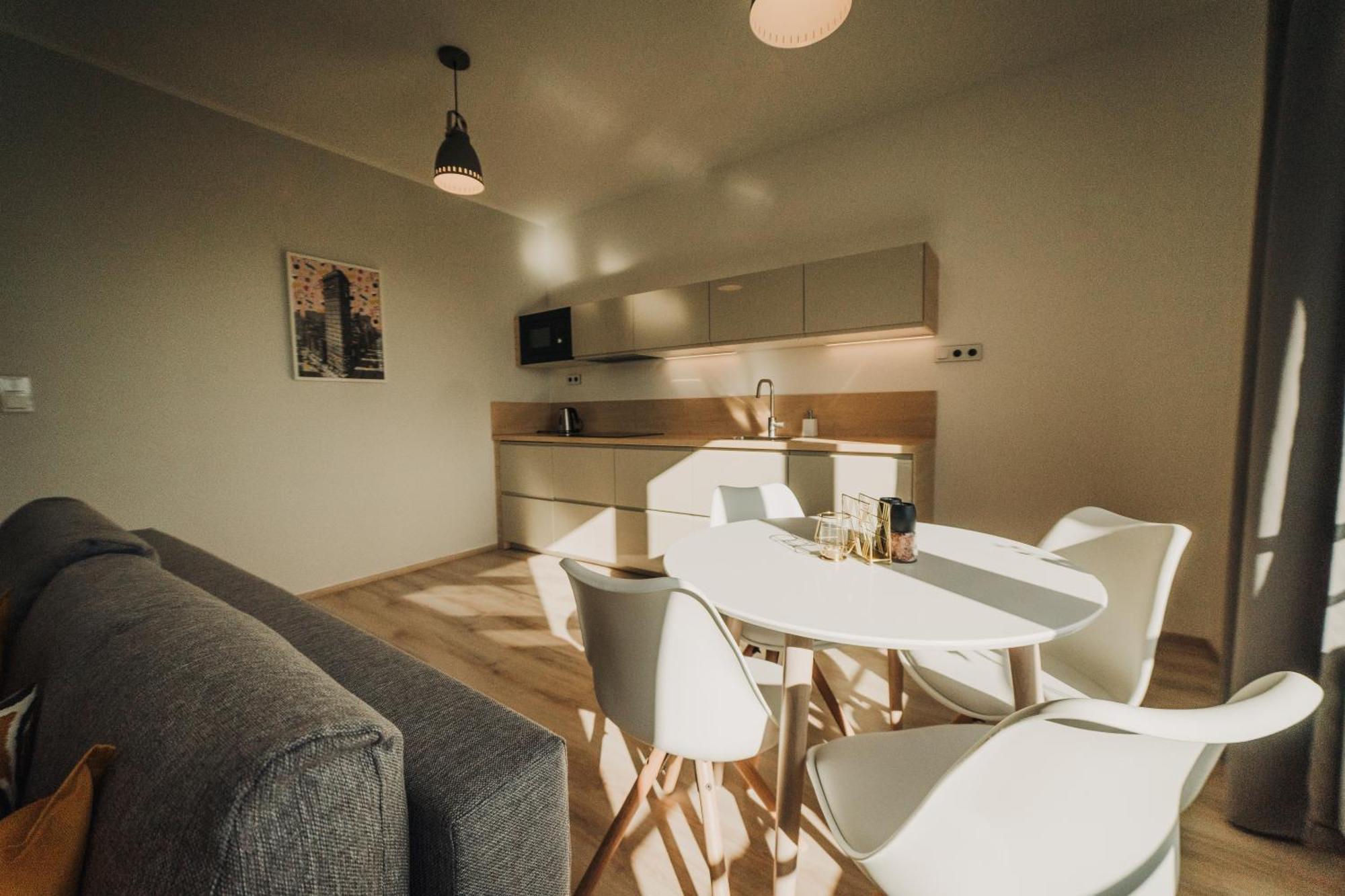 דירה Citybeat Apartments, 400m From The Square פלזן