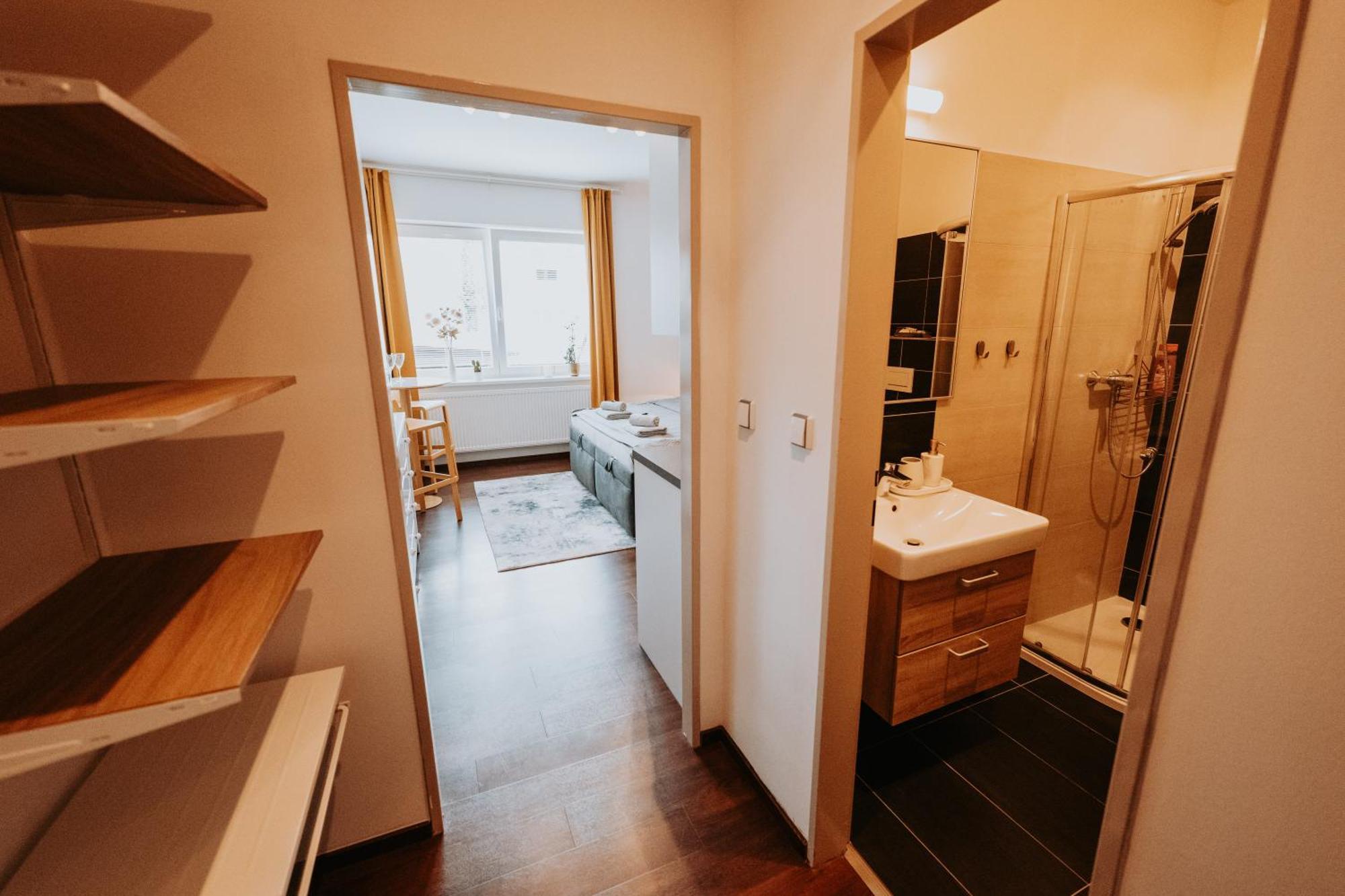 Citybeat Apartments, 400m From The Square Apartment *